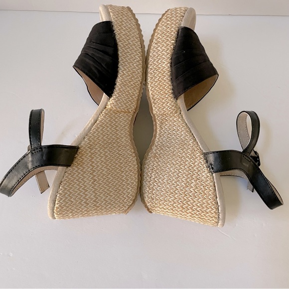 Volatile Black Wedge Heels 9 - Picture 8 of 14